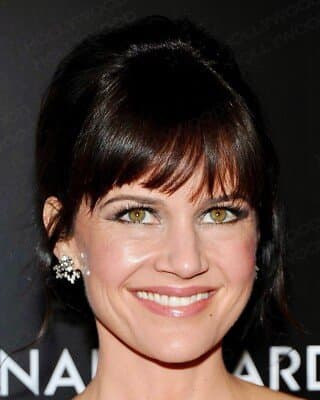 Carla Gugino 5