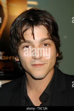 Diego Luna 4