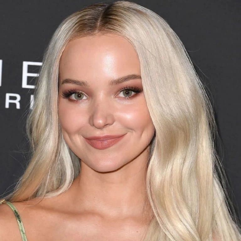 Dove Cameron 2
