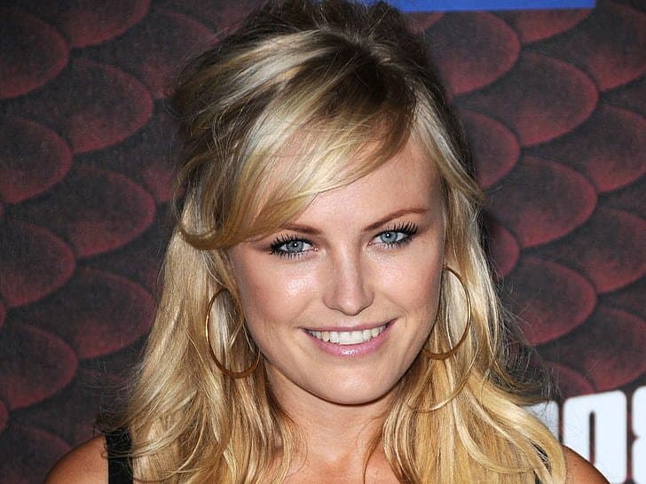 Malin Akerman 4