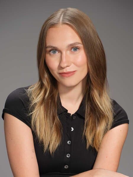 Veronika Slowikowska 4